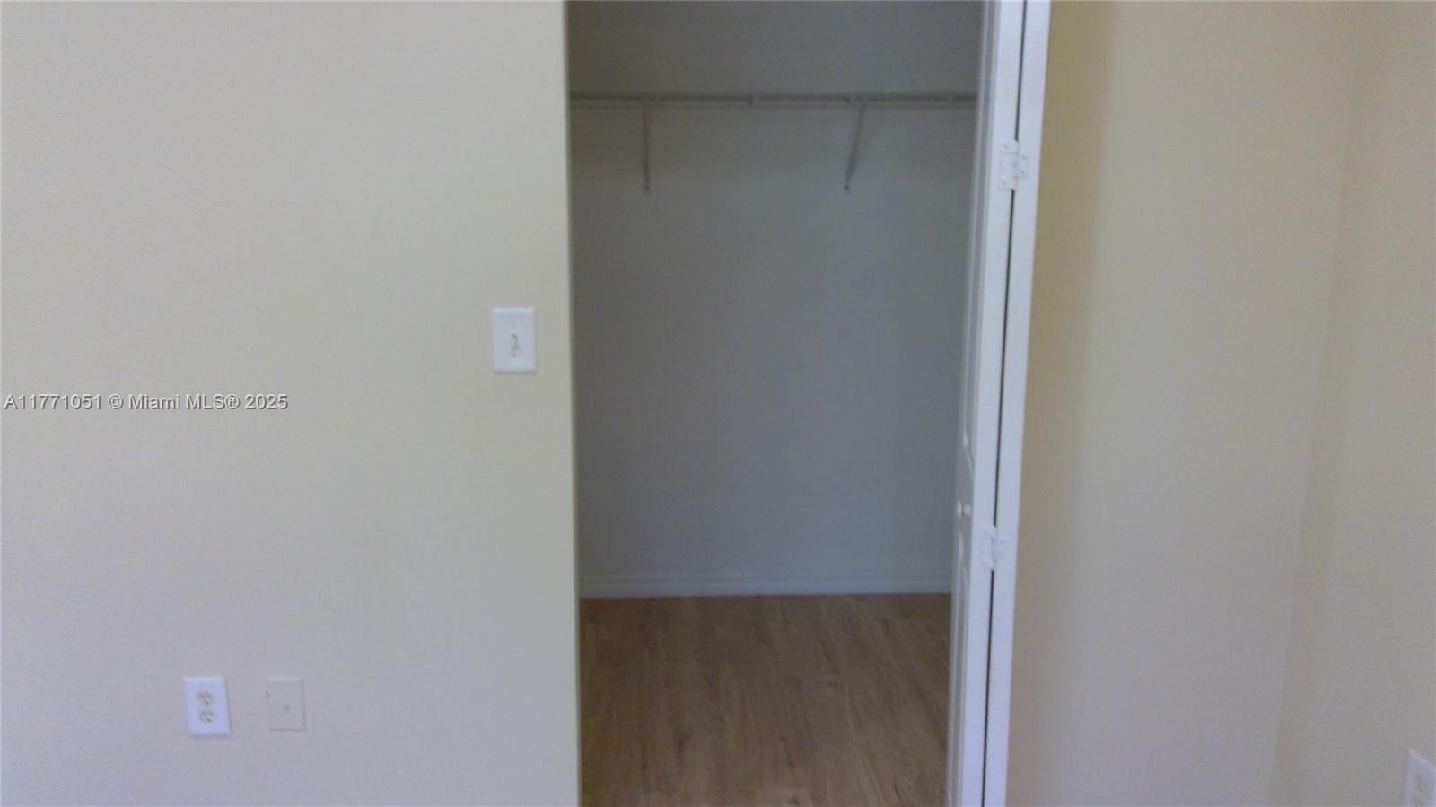 4293 Ne 10th Ct 4293 Property Photo 11