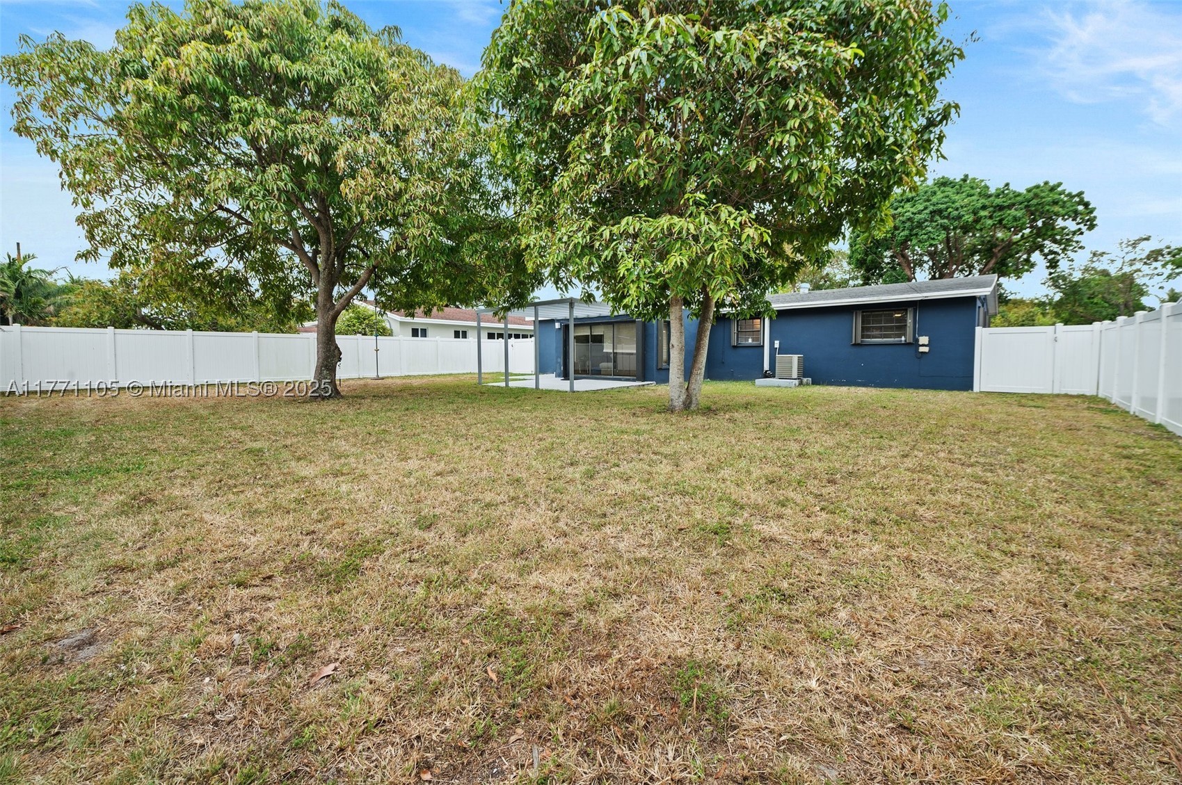 18321 Ne 7th Ct Property Photo 31