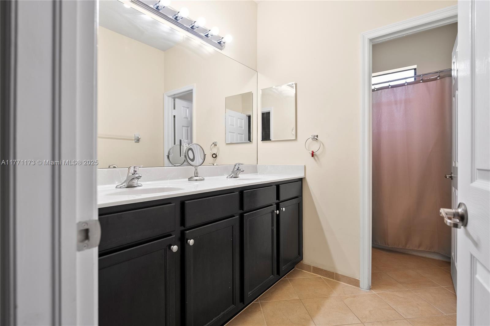 11562 Sw 232nd Ln Property Photo 18