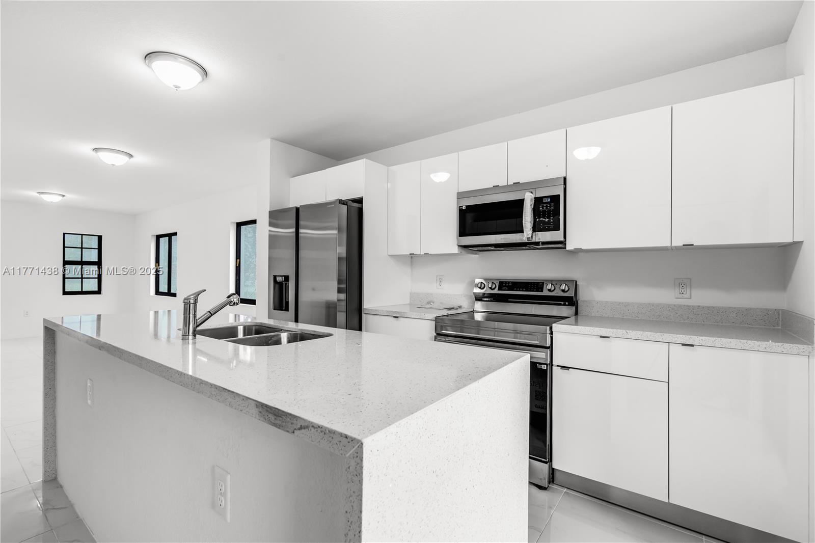 1457-1459 Nw 2 Ave Property Photo 12
