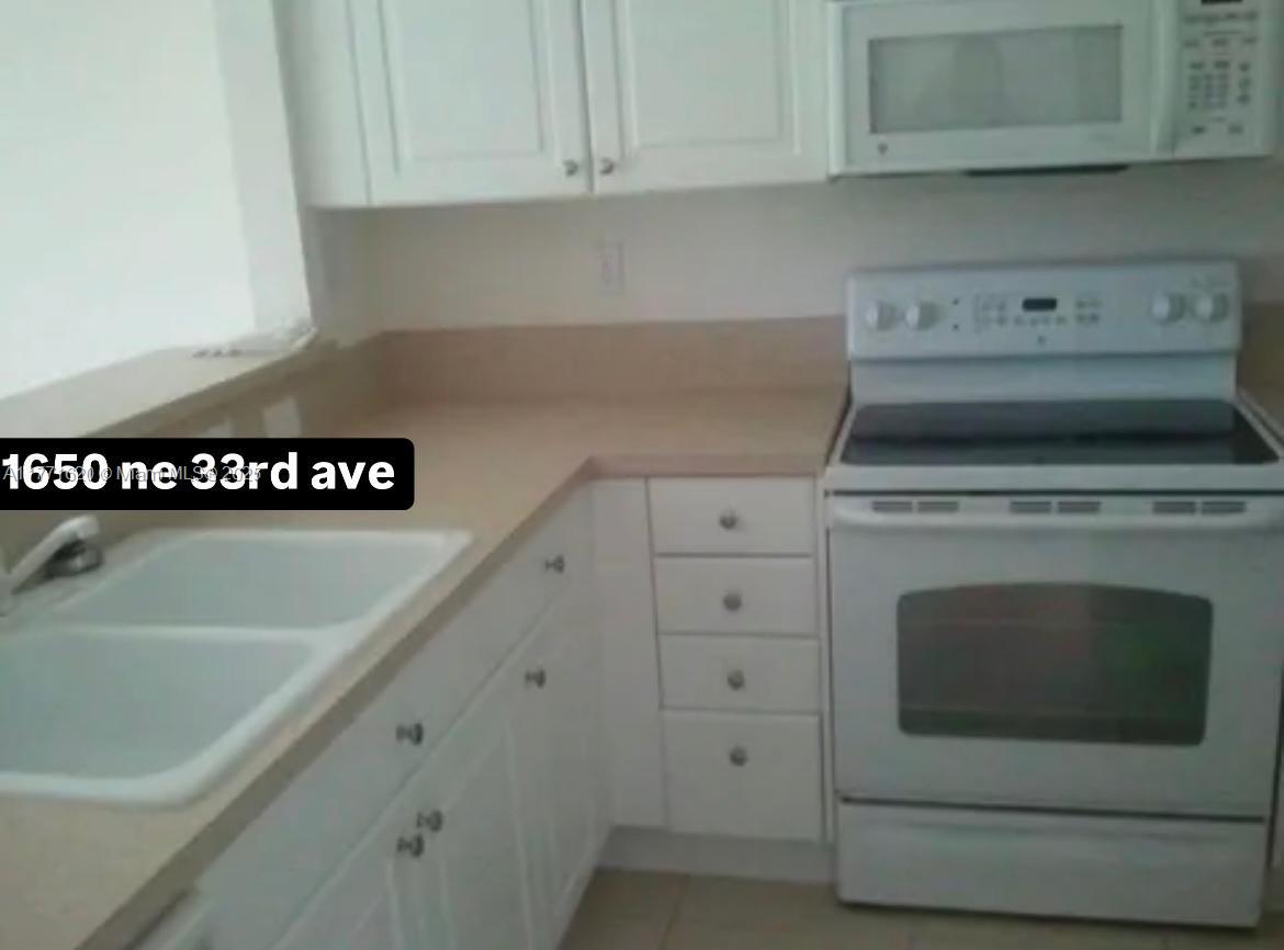 1650 Ne 33rd Ave 105-7 Property Photo 11