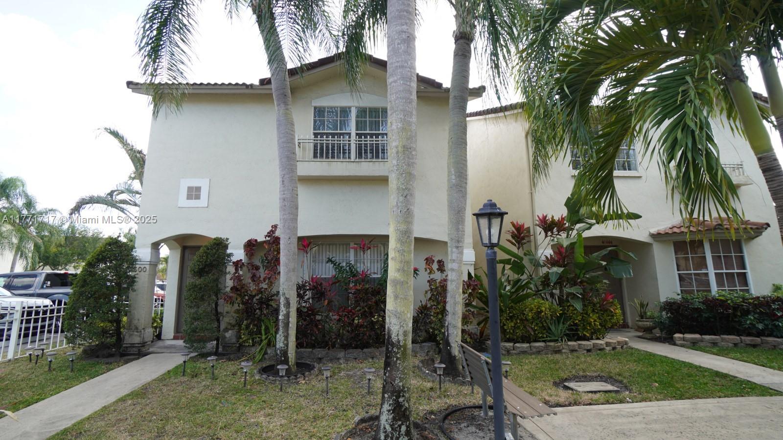 500 Nw 108th Ter Property Photo