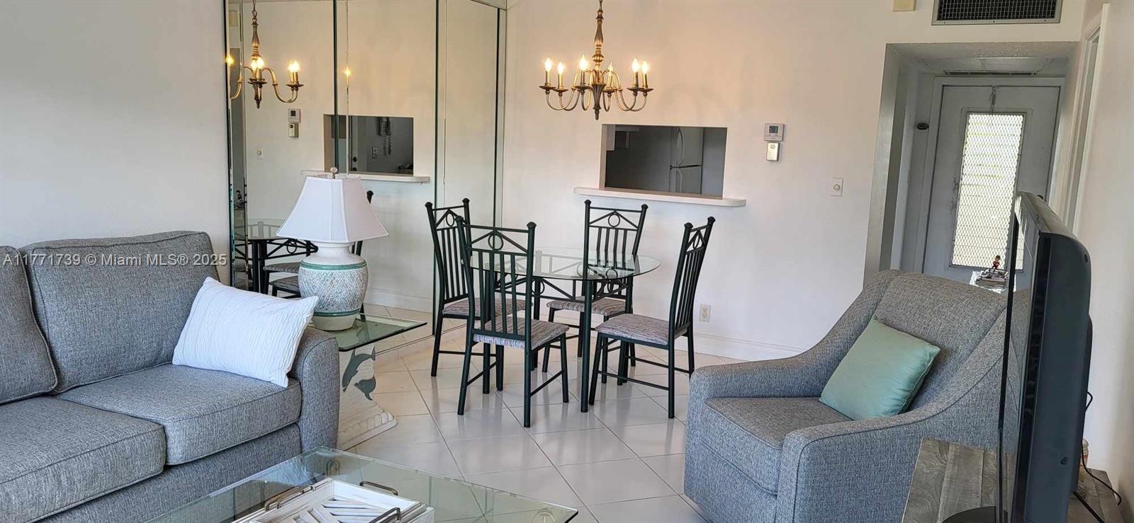 4700 Nw 35th St 511 Property Photo 4