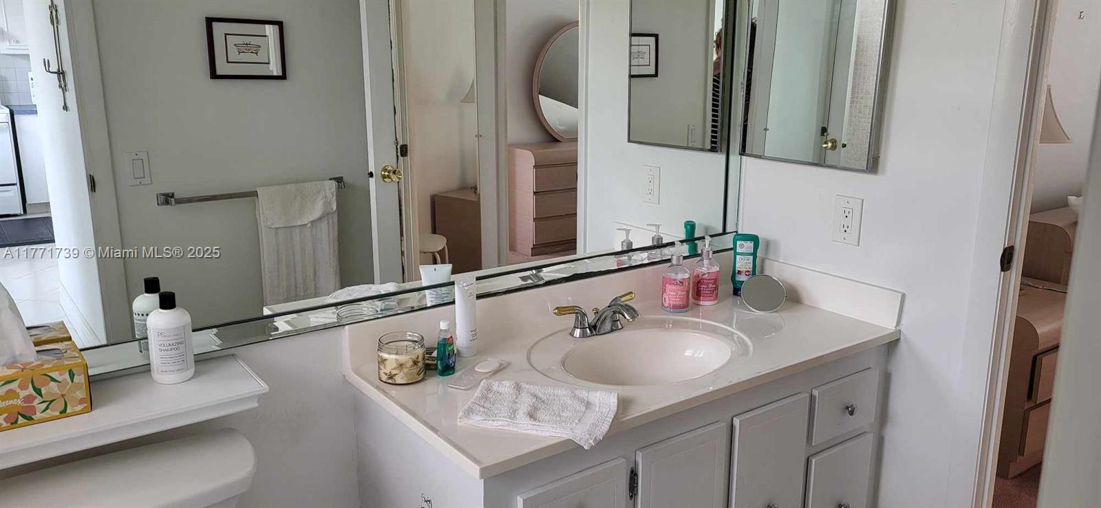 4700 Nw 35th St 511 Property Photo 11