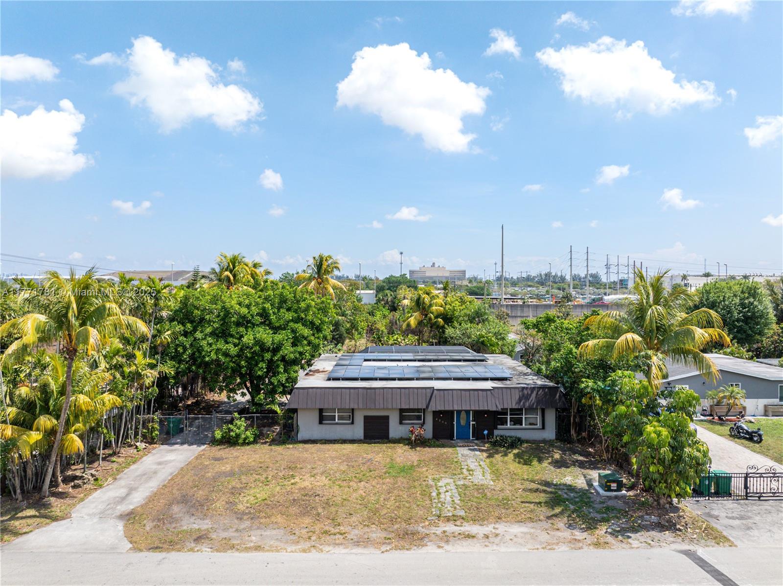 4200 Sw 53rd Ave Property Photo