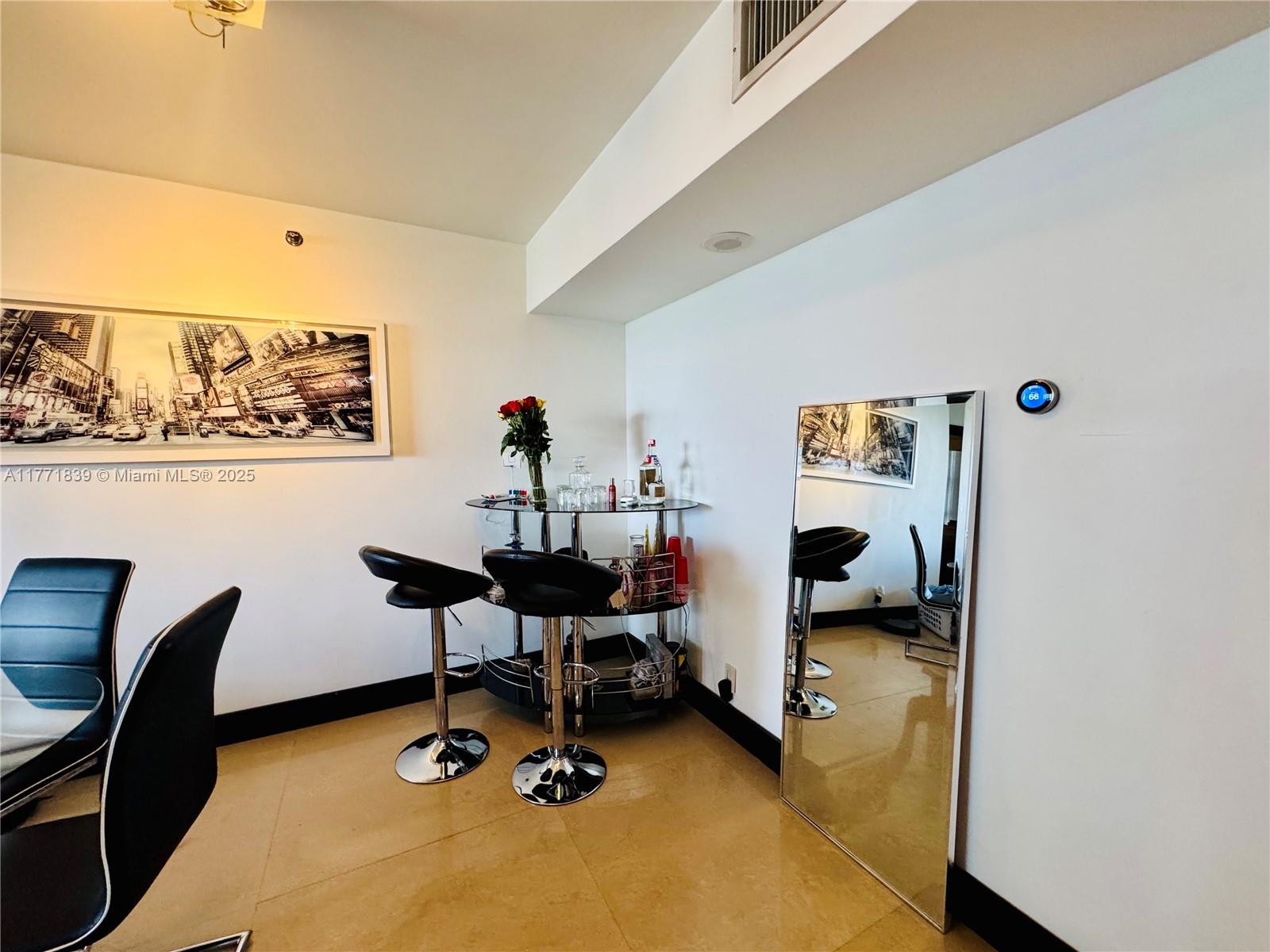 3600 Mystic Pointe Dr 1210 Property Photo 10