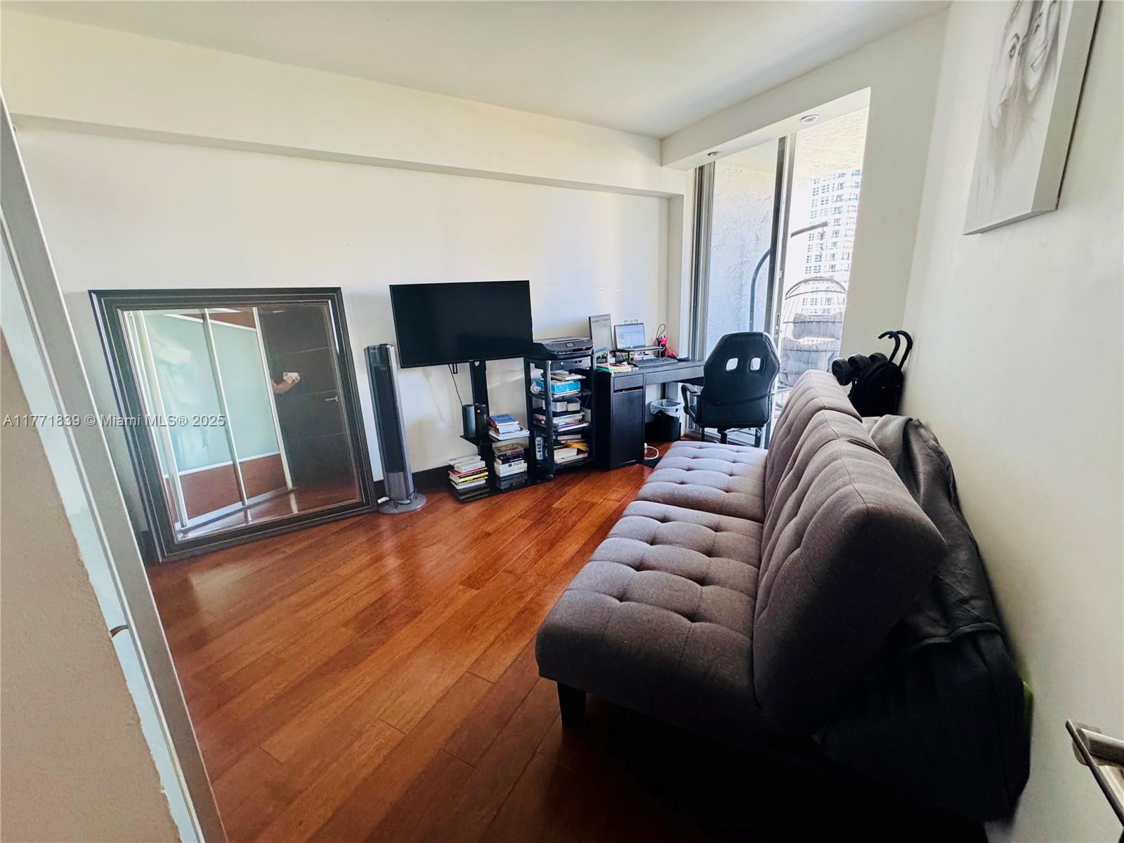 3600 Mystic Pointe Dr 1210 Property Photo 16