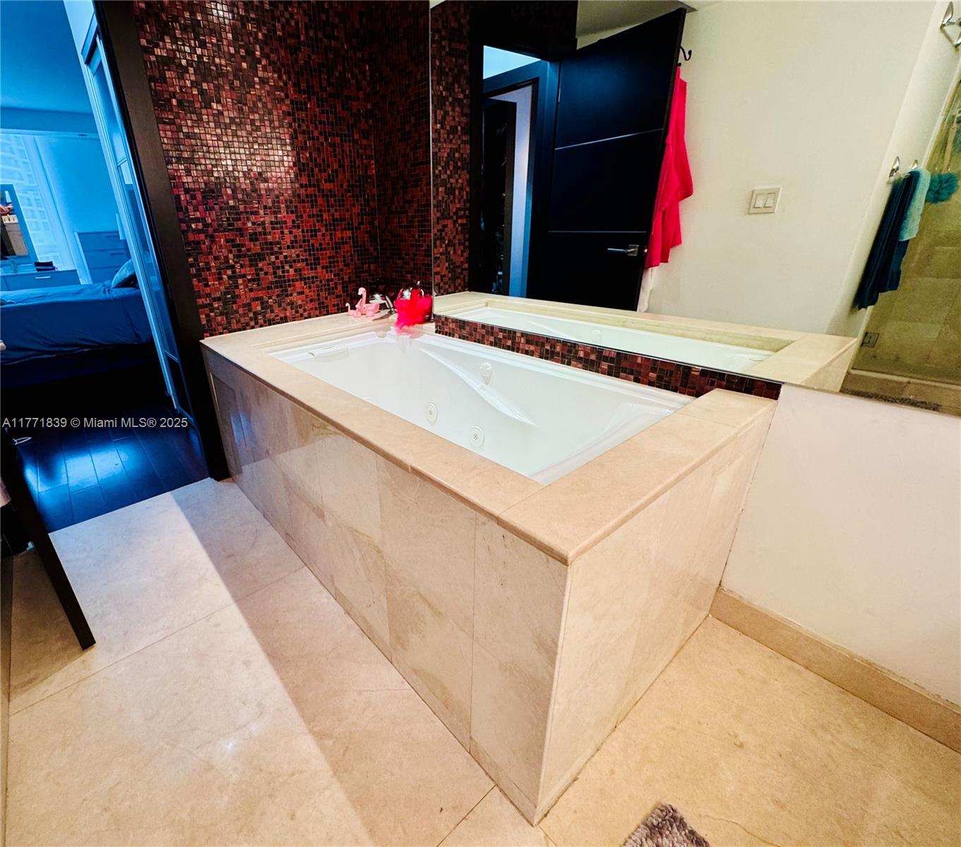 3600 Mystic Pointe Dr 1210 Property Photo 31