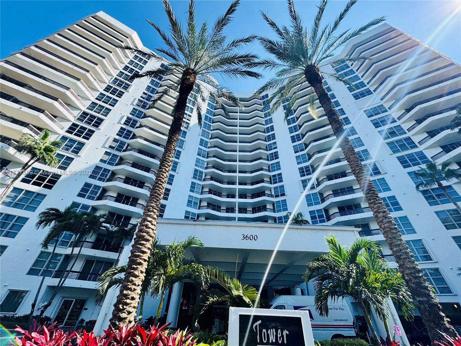 3600 Mystic Pointe Dr 1210 Property Photo 41