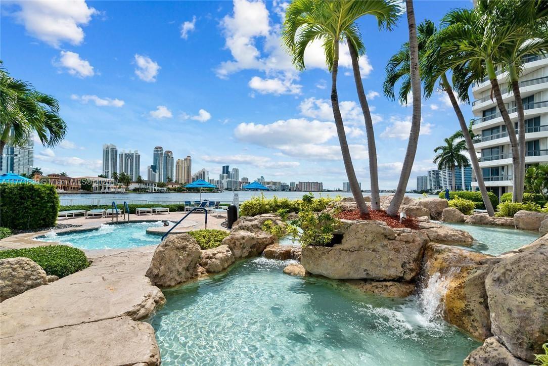 3600 Mystic Pointe Dr 1210 Property Photo 54