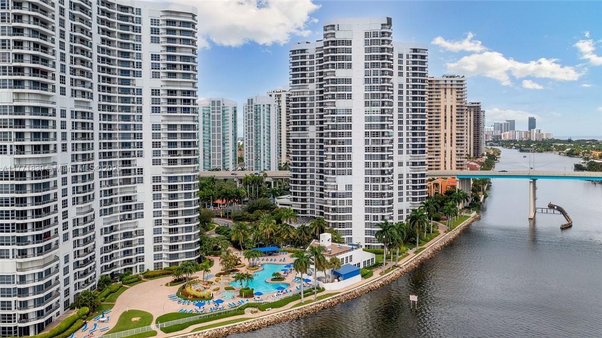 3600 Mystic Pointe Dr 1210 Property Photo 63