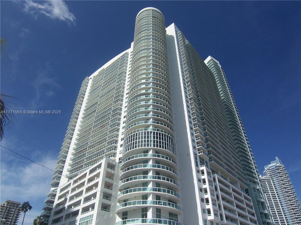 1800 N Bayshore Dr 1204 Property Photo
