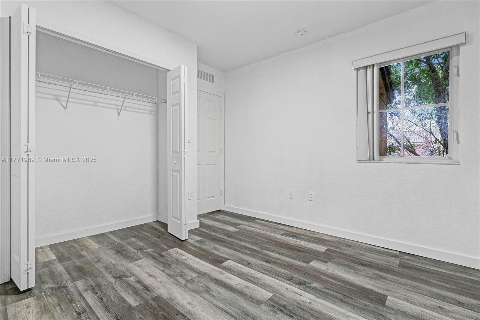948 Sw 6th Ave Property Photo 19
