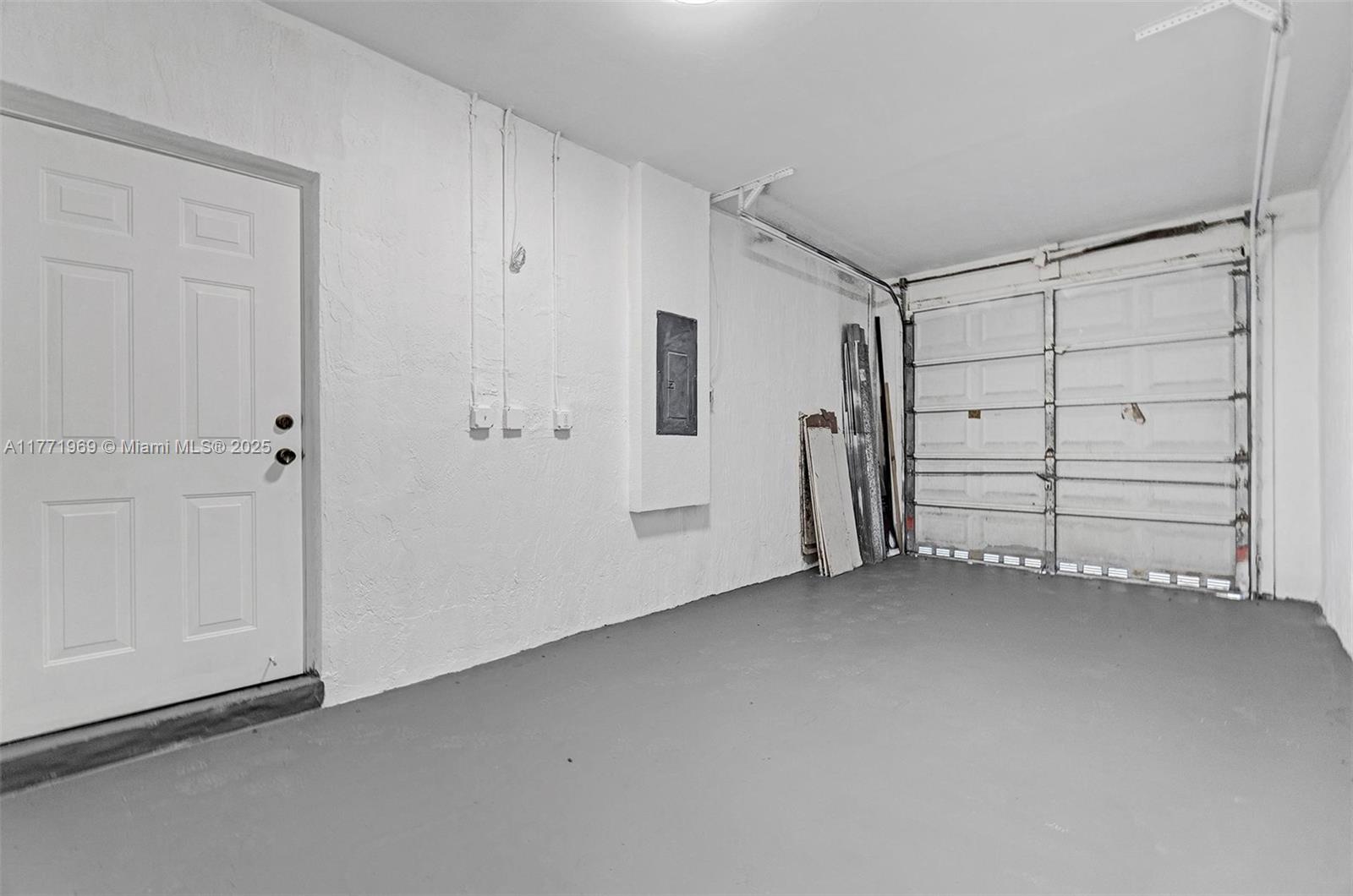 948 Sw 6th Ave Property Photo 32