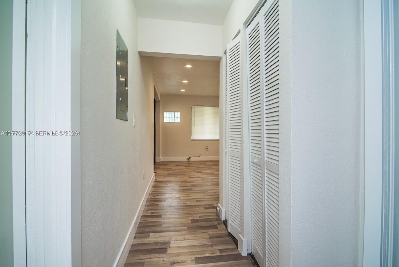 2542 Fillmore St Property Photo 7