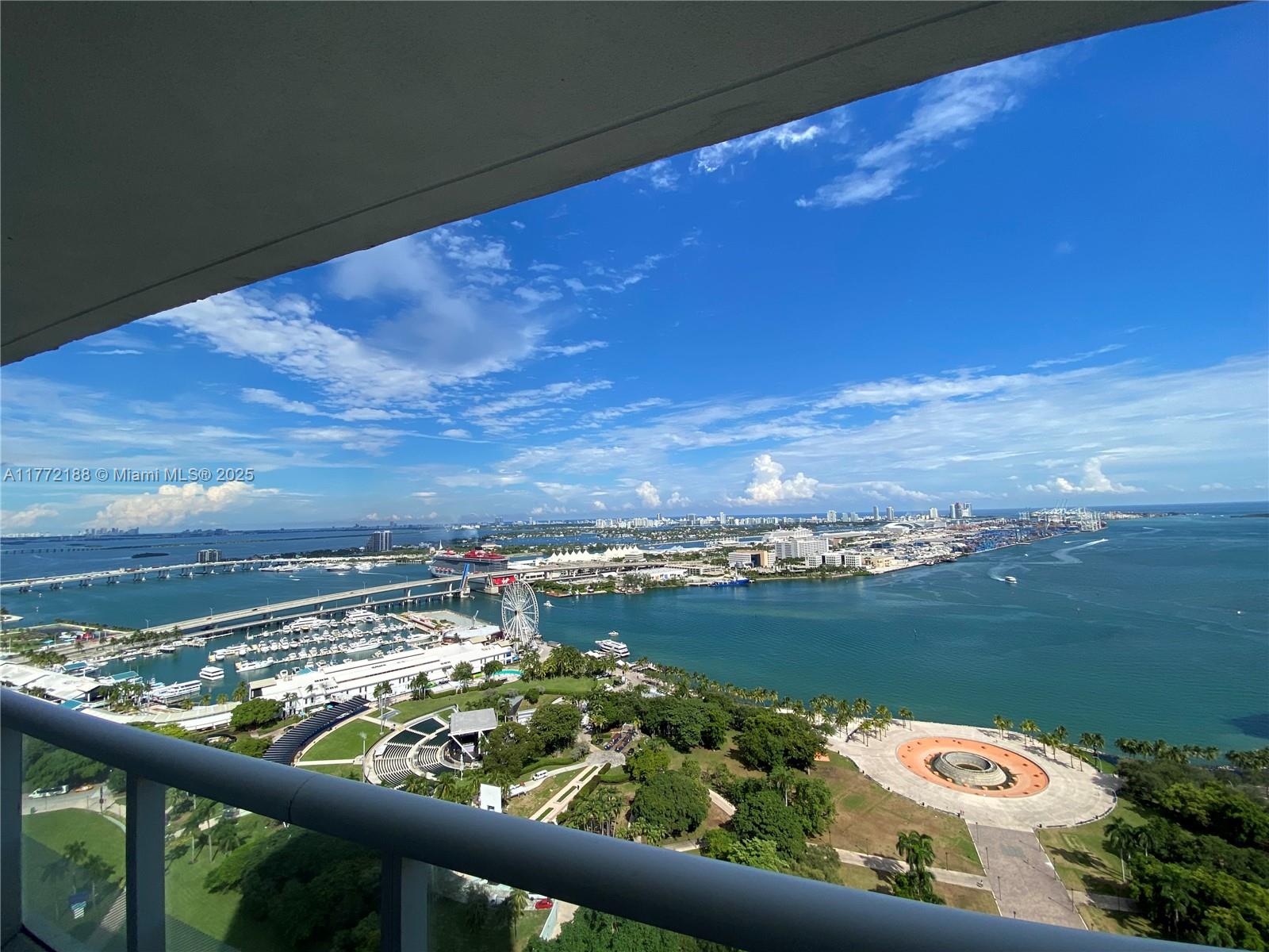 50 Biscayne Blvd 3508 Property Photo 1