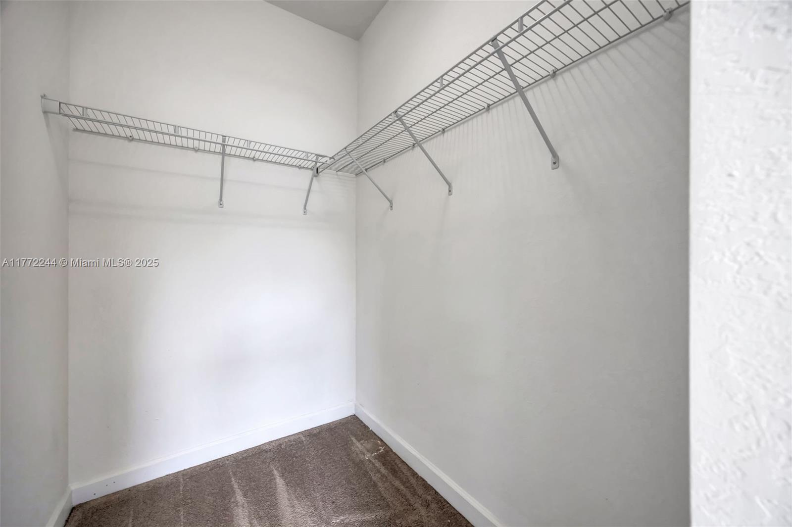12956 Sw 232nd Ln 12956 Property Photo 27