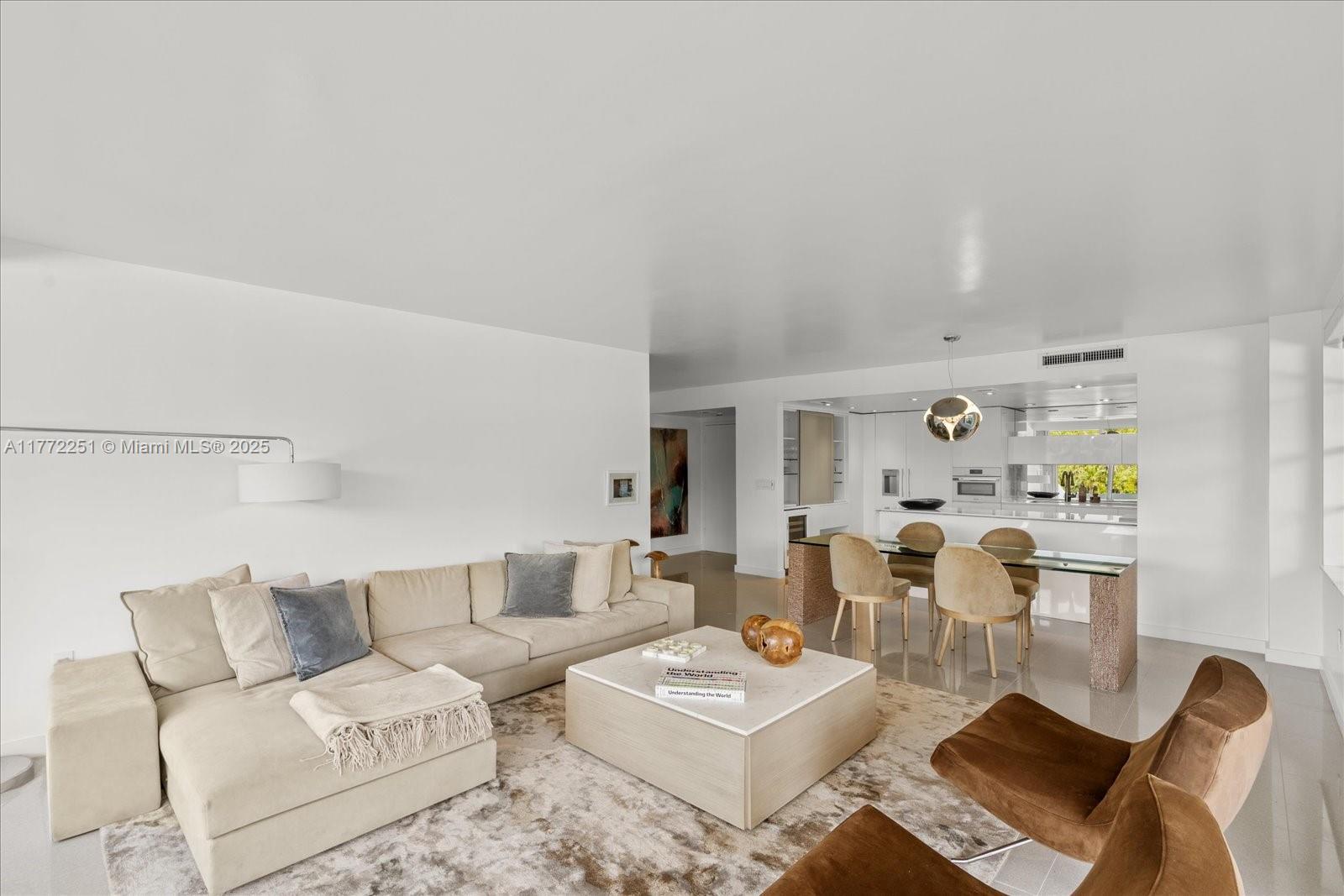 155 Ocean Lane Dr 208 Property Photo 3
