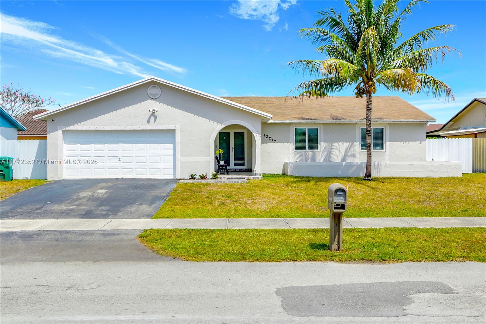 13217 Sw 257th Ter Property Photo 1