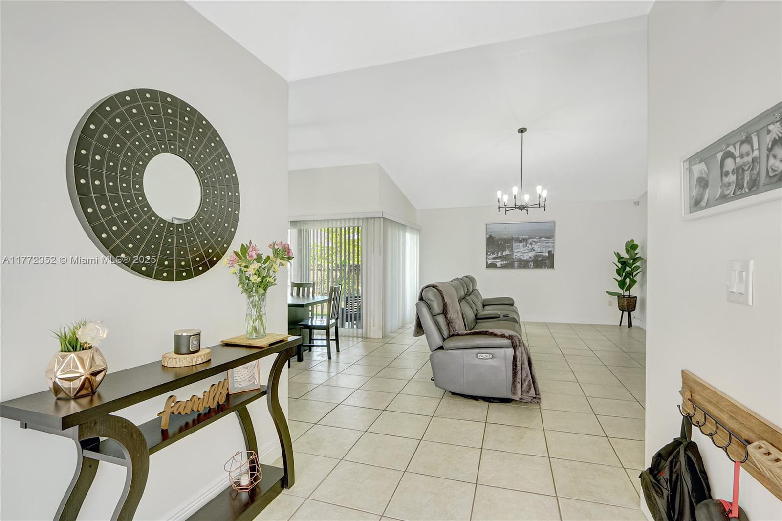 13217 Sw 257th Ter Property Photo 3