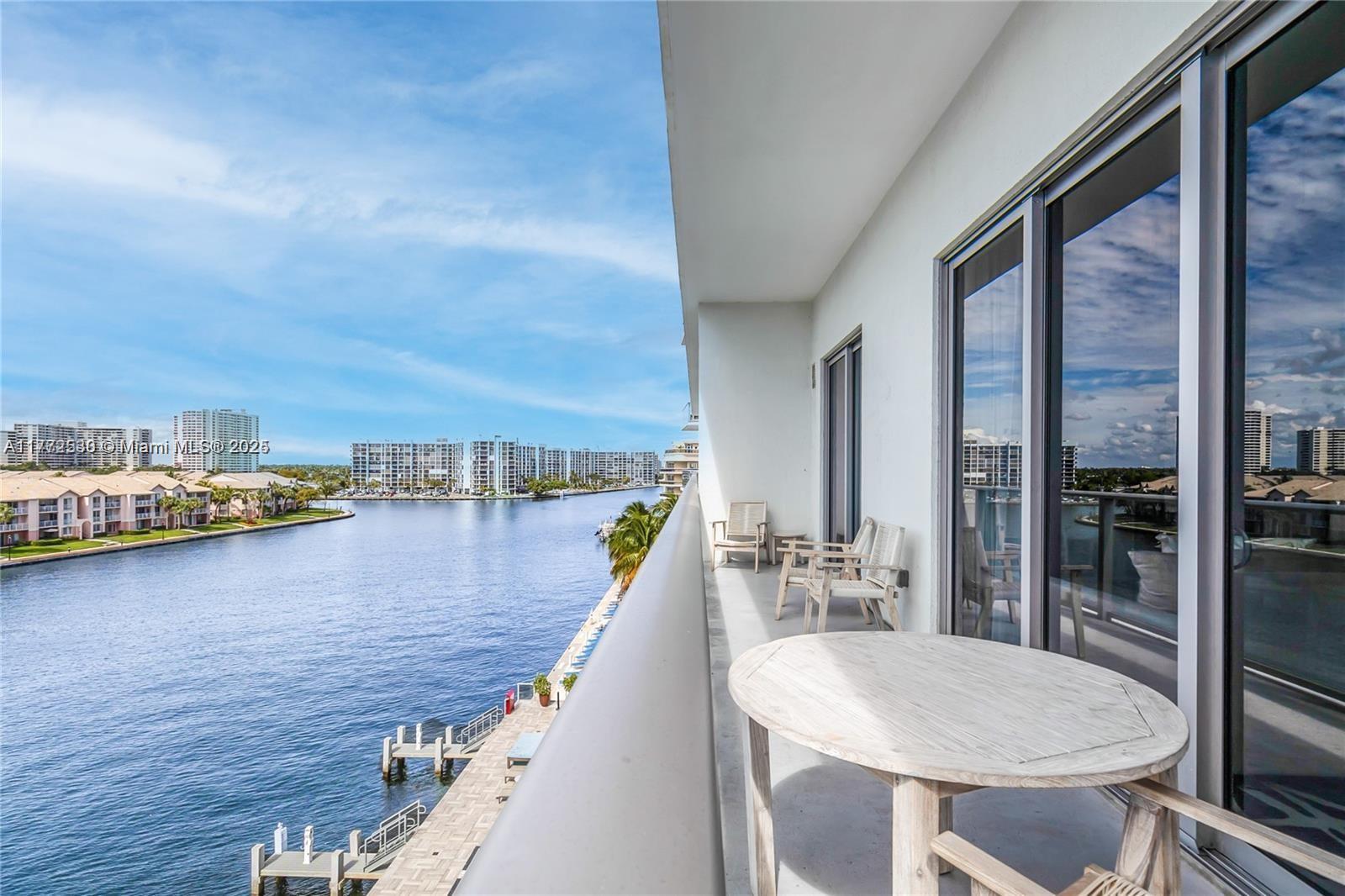 4010 S Ocean Dr R406 Property Photo 26