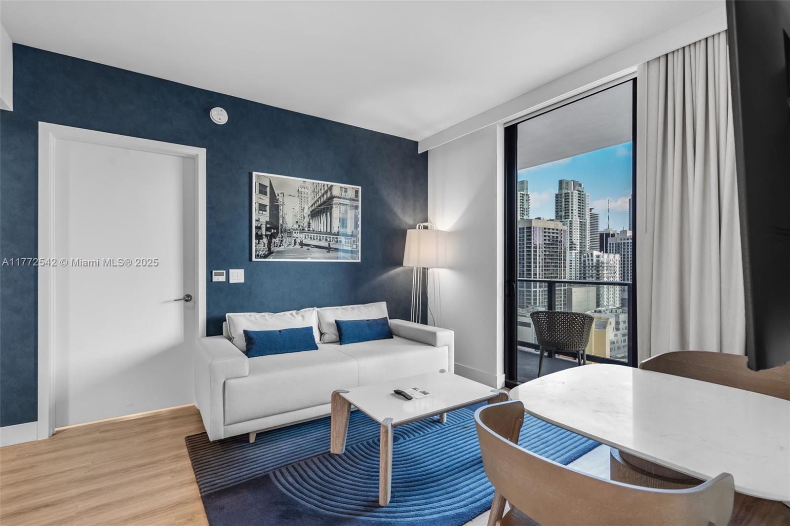 601 NE 1 1808 Property Photo 1