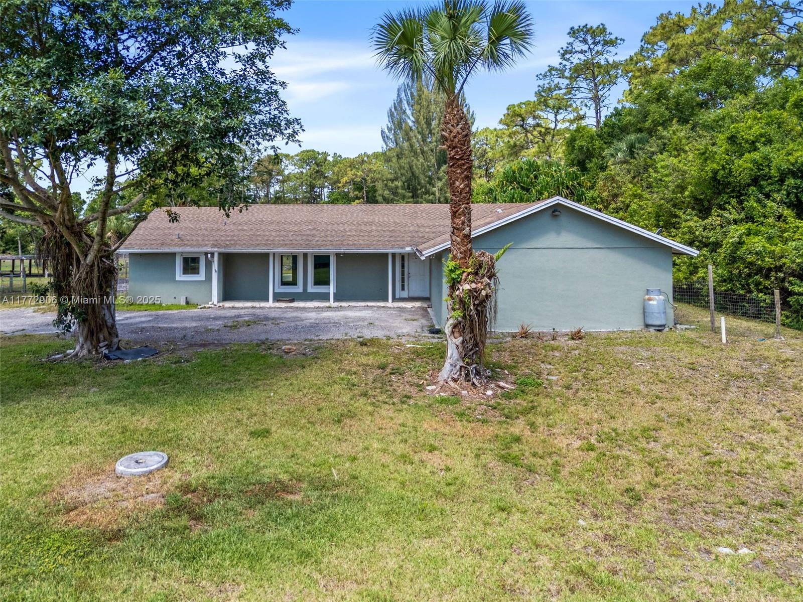 15696 Ferris Pl Property Photo