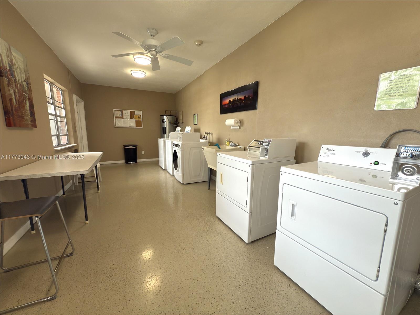 2340 Ne 9th St 210 Property Photo 23