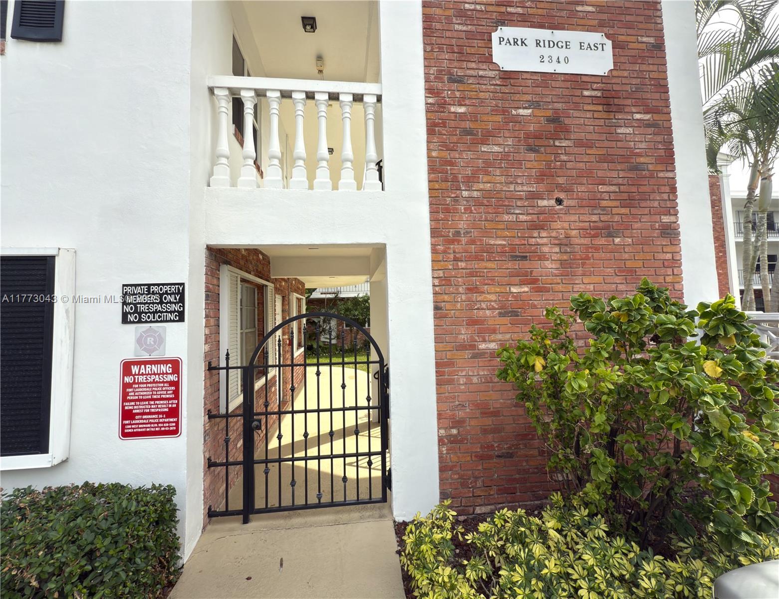 2340 Ne 9th St 210 Property Photo 27