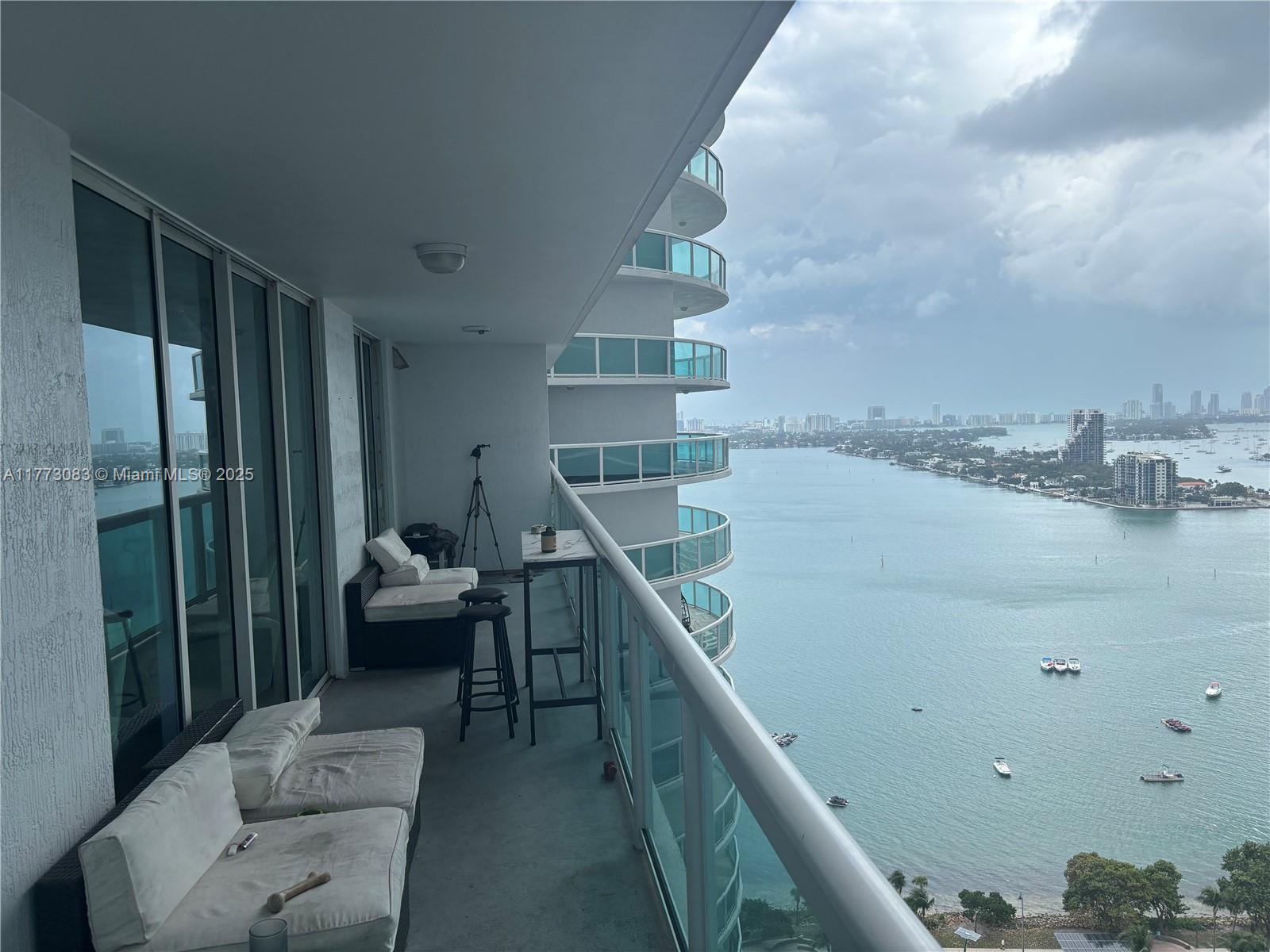 1800 N Bayshore Dr 2912 Property Photo
