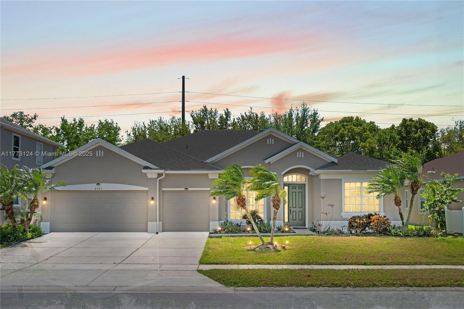 2501 Hinsdale Property Photo