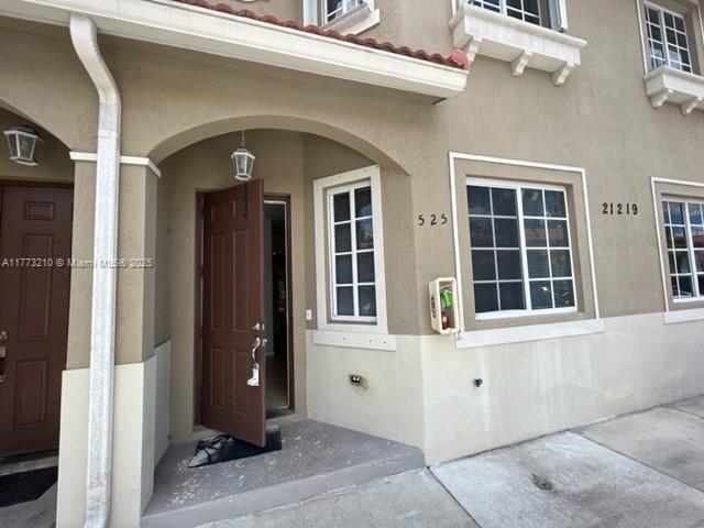 21219 Nw 14th Place 525 Property Photo