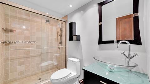 200 Leslie Dr 329 Property Photo 7