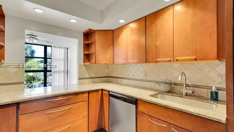 200 Leslie Dr 329 Property Photo 18