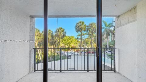 200 Leslie Dr 329 Property Photo 30