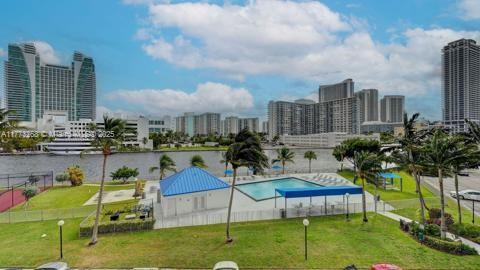 200 Leslie Dr 329 Property Photo 31