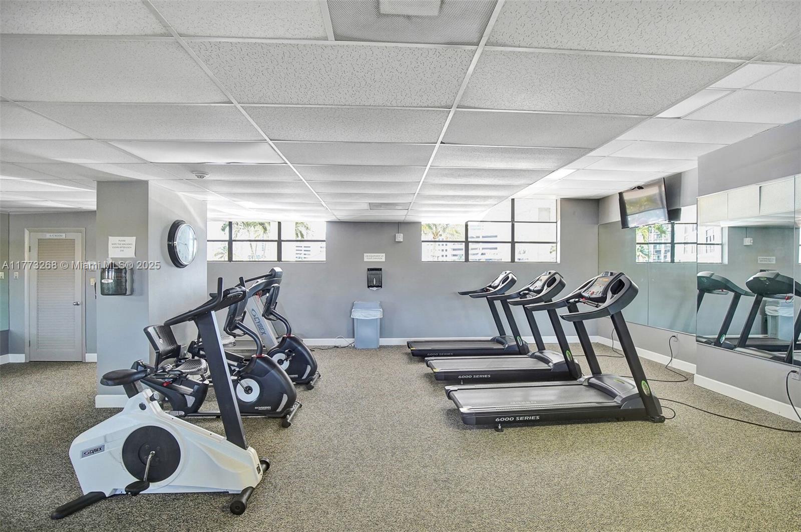 200 Leslie Dr 329 Property Photo 54