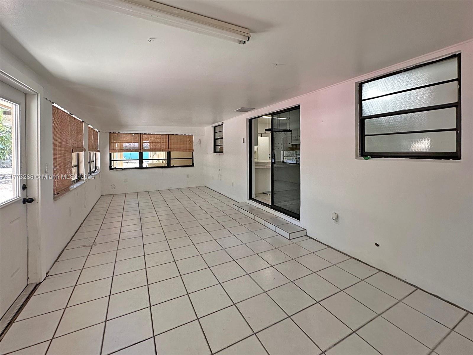 28 Bonefish Ave Property Photo 8