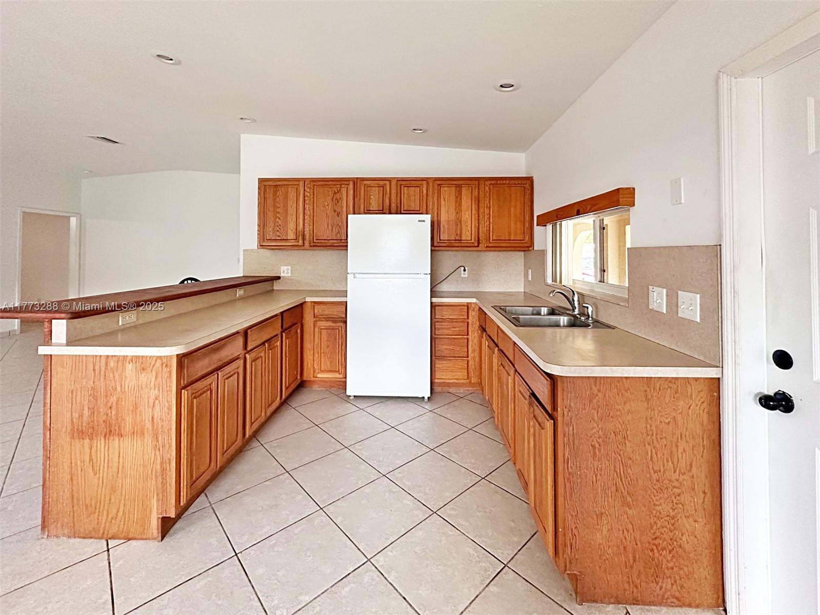28 Bonefish Ave Property Photo 18