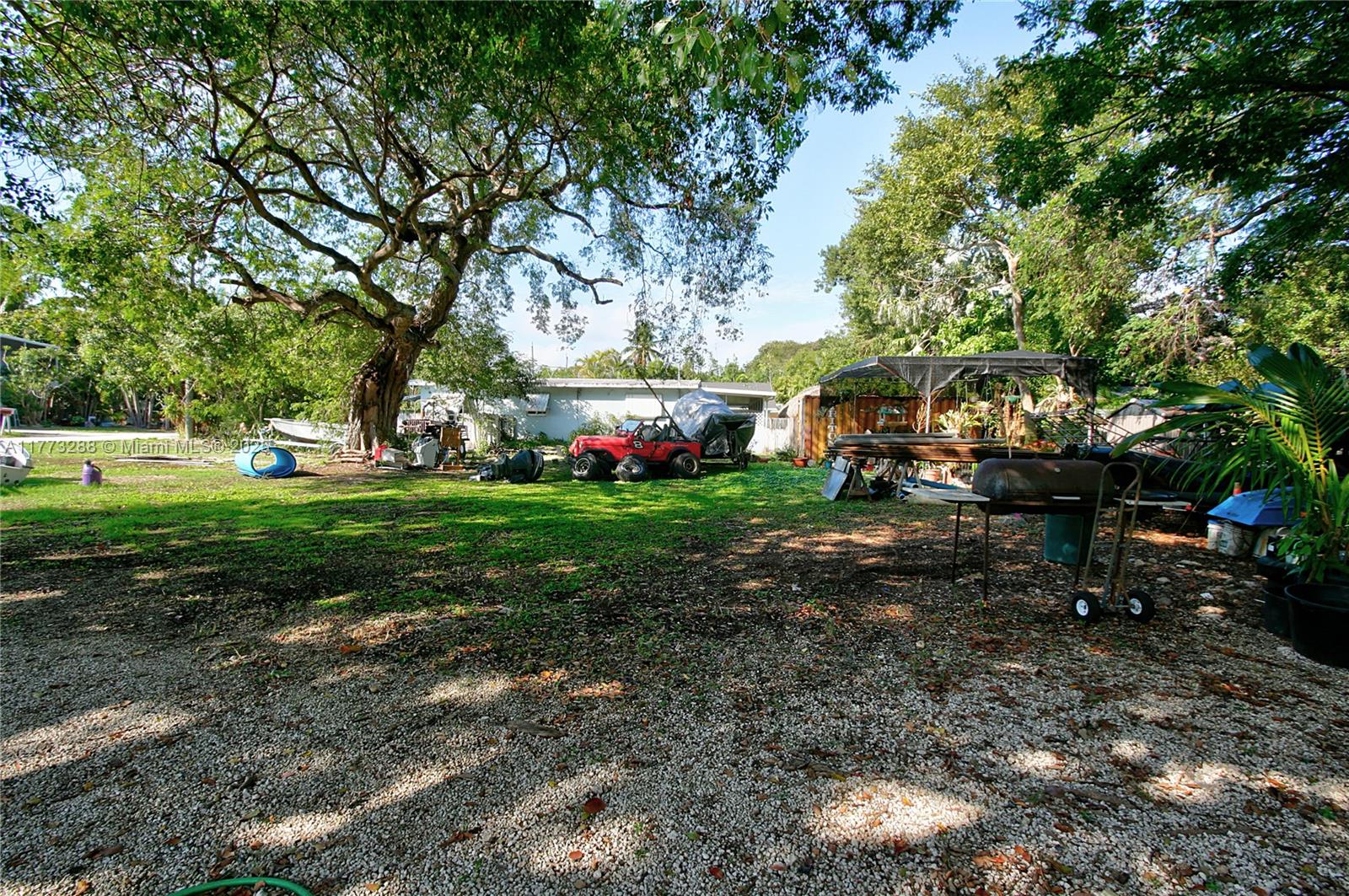 28 Bonefish Ave Property Photo 22