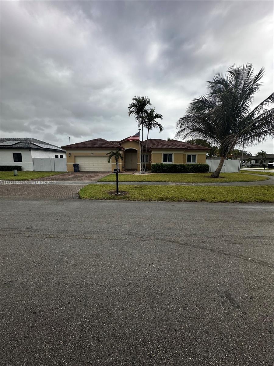 14215 Sw 294th St Property Photo 1