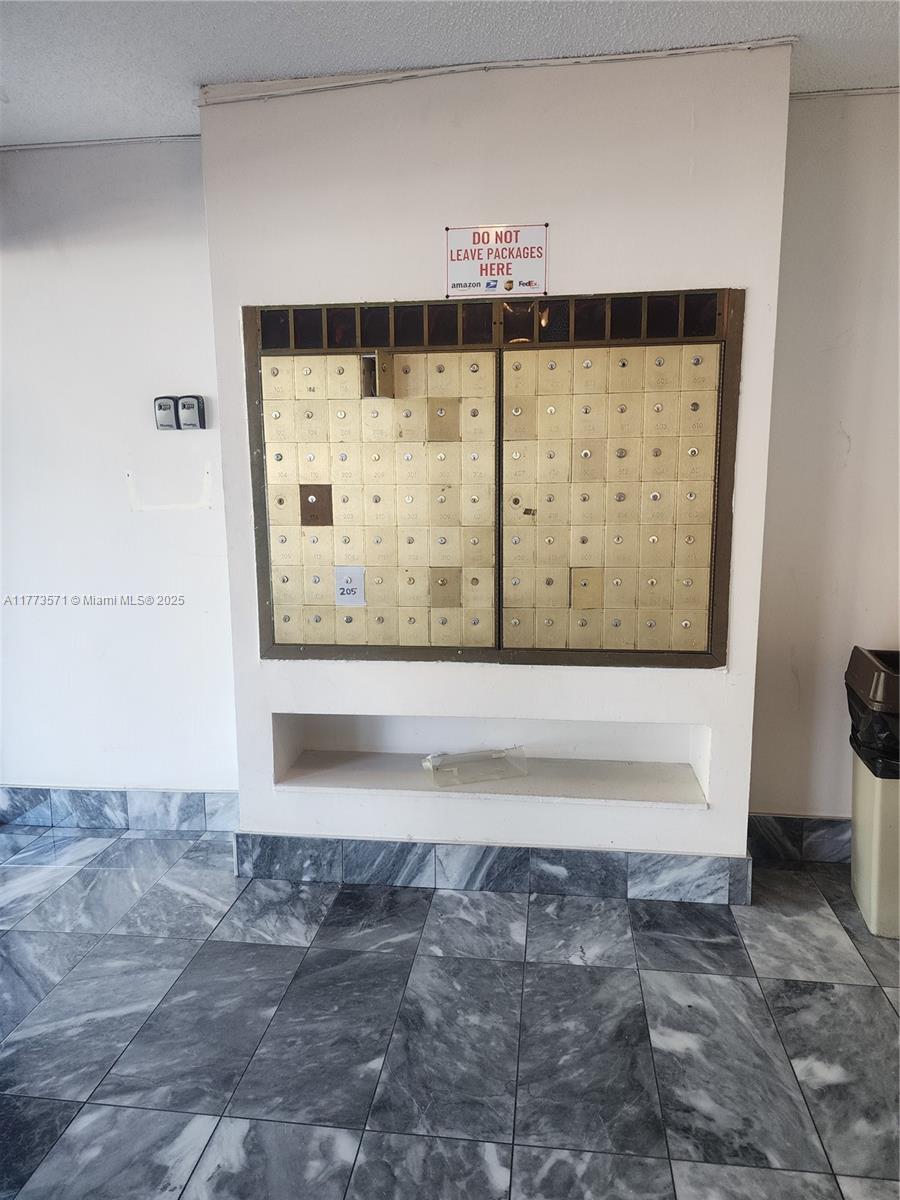 12500 Ne 15th Ave 112 Property Photo 4