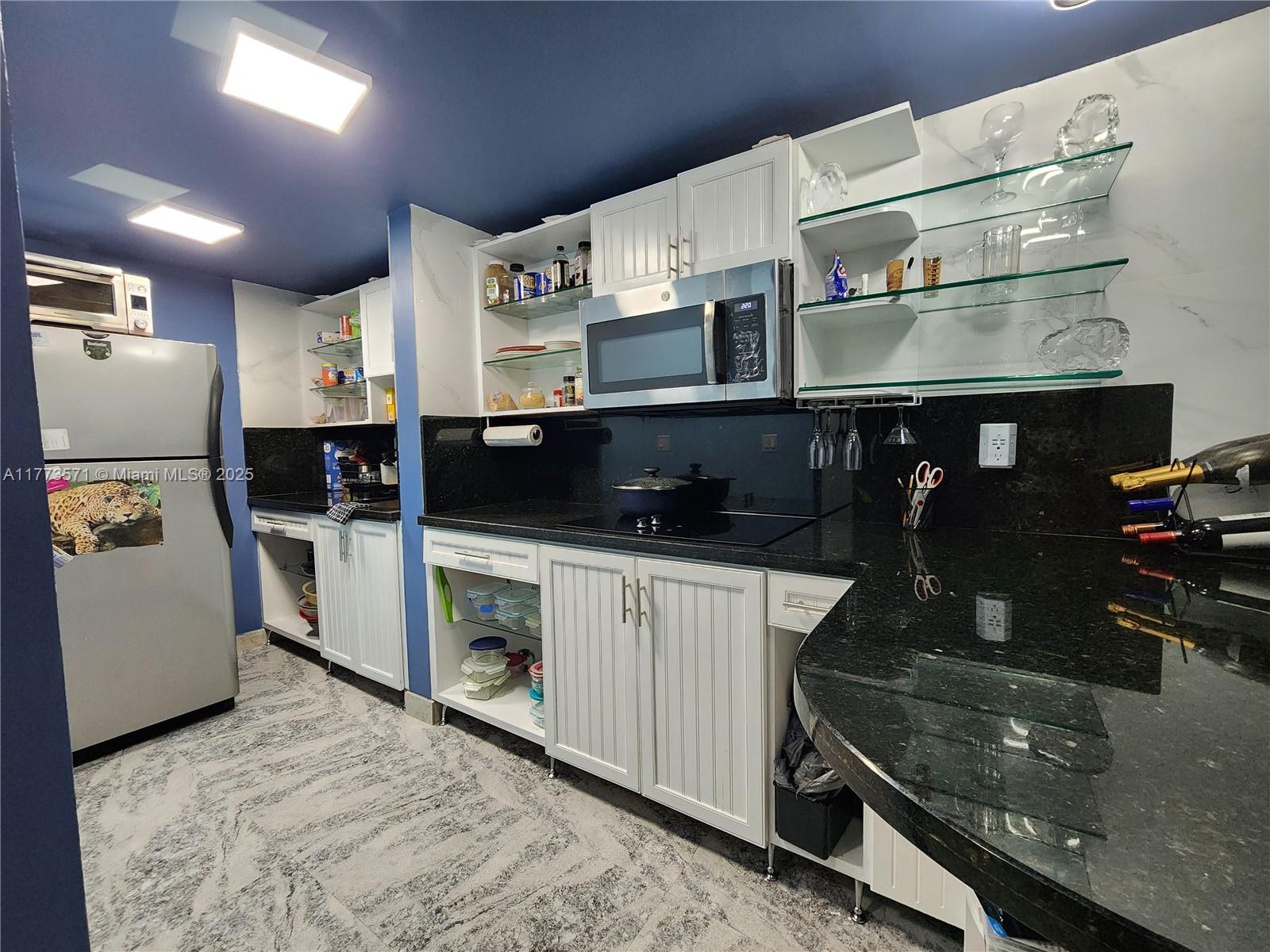 12500 Ne 15th Ave 112 Property Photo 10