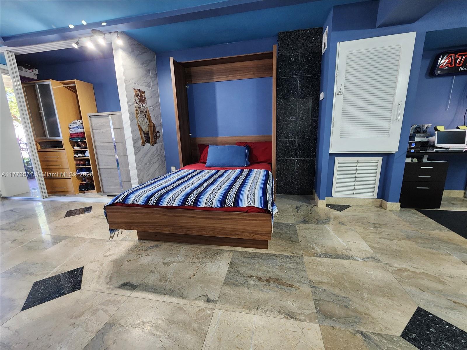 12500 Ne 15th Ave 112 Property Photo 25