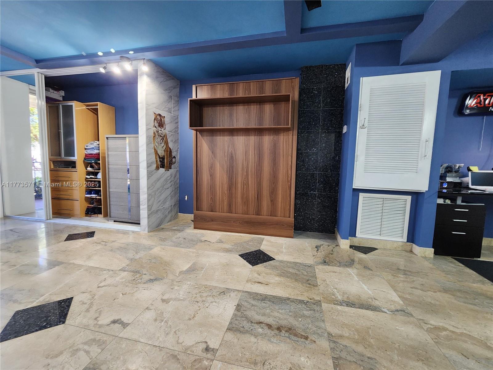 12500 Ne 15th Ave 112 Property Photo 26