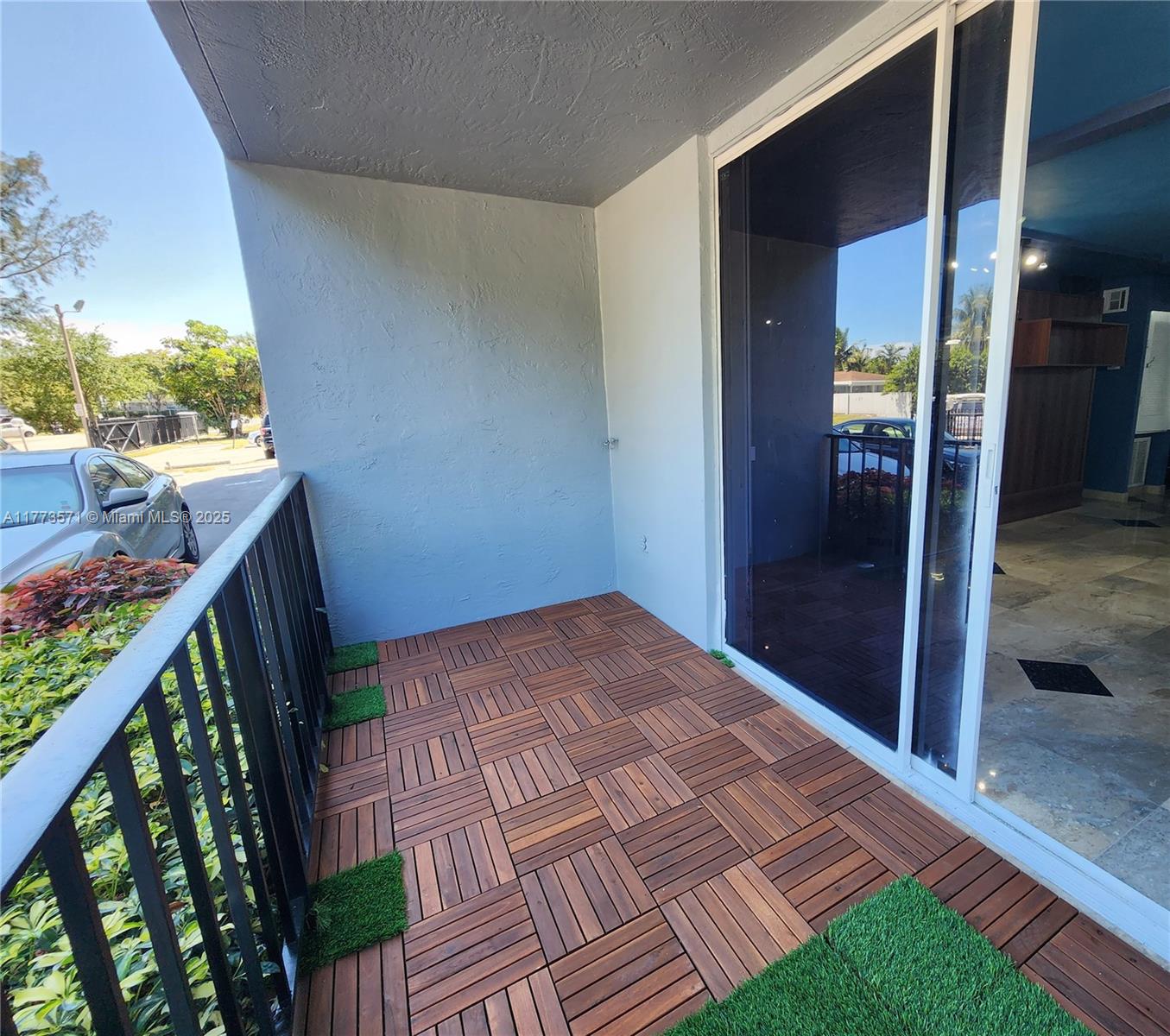 12500 Ne 15th Ave 112 Property Photo 28