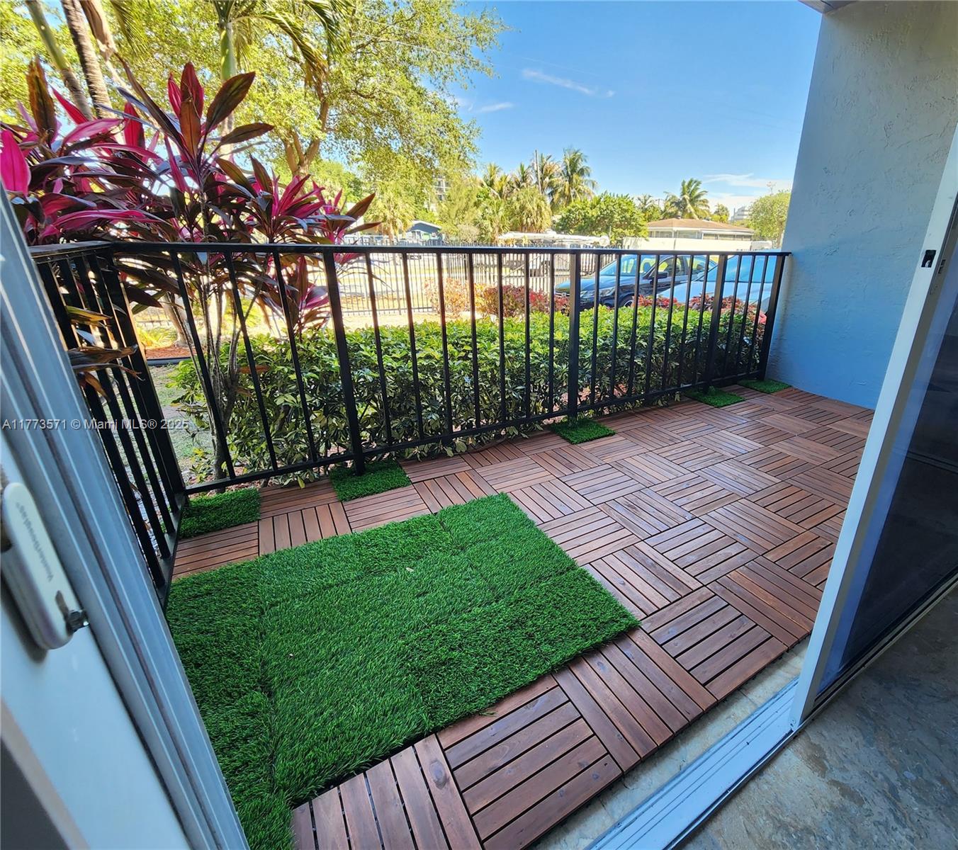 12500 Ne 15th Ave 112 Property Photo 30