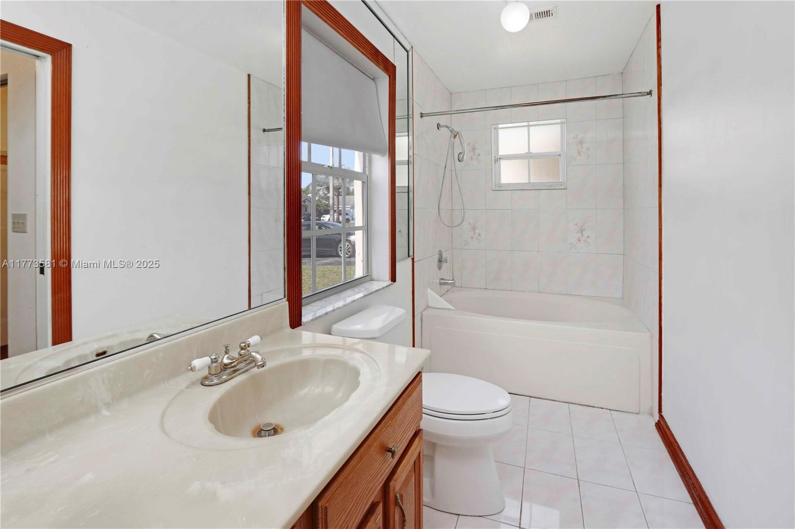 13723 Sw 282nd Ter Property Photo 8