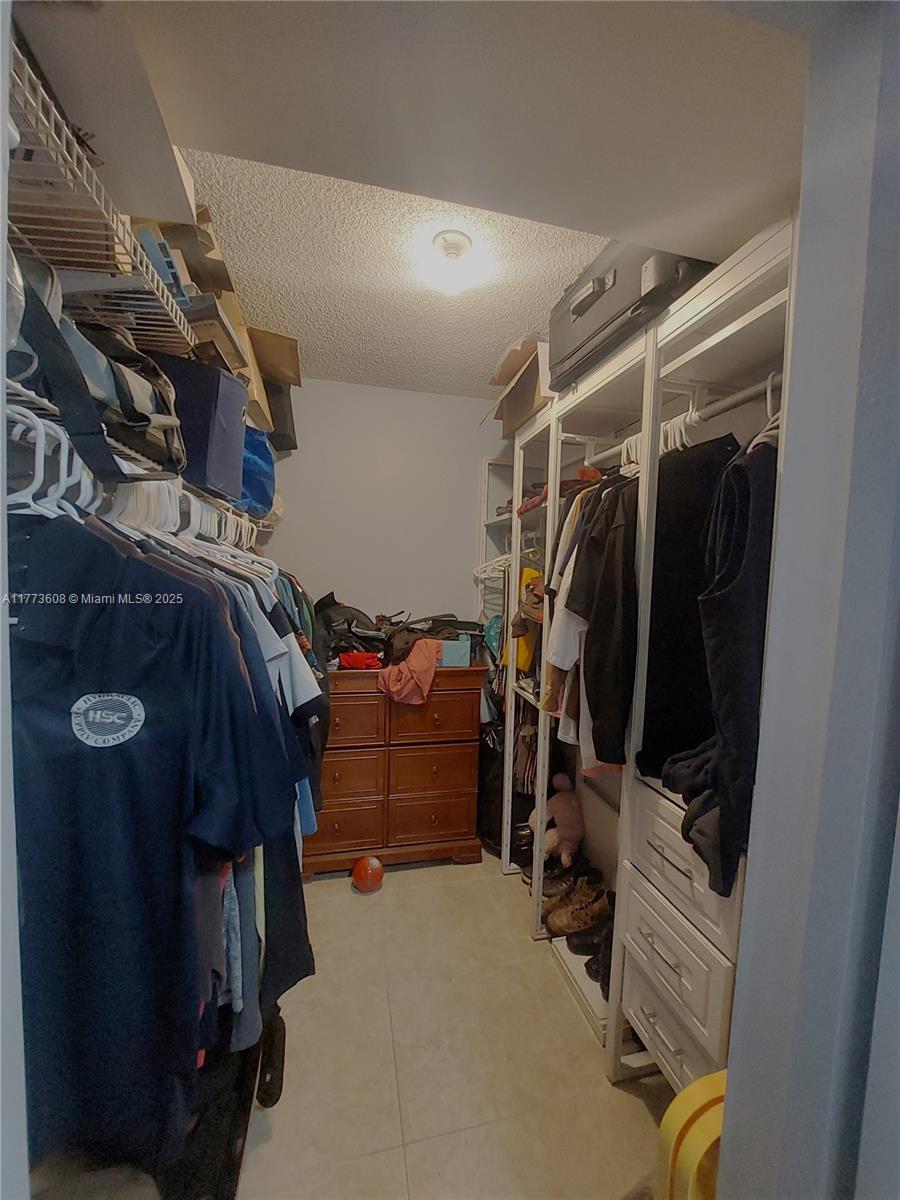 16300 Golf Club Rd Apt 317 Property Photo 9