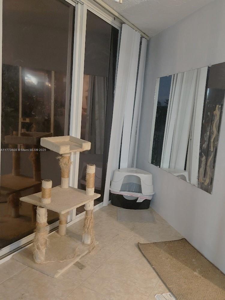 16300 Golf Club Rd Apt 317 Property Photo 16